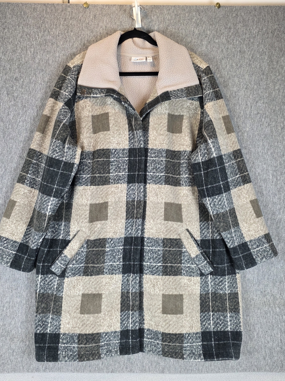 Fleece Lined Plaid Car Coat Gray/Taupe Woman's 3X